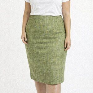 Addition Elle, size 16, Green Pencil skirt with built in Liner